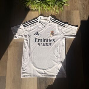 Real Madrid 24/25 Home Adodas Soccer Jersey Mem Football Shirt Size M NWOT